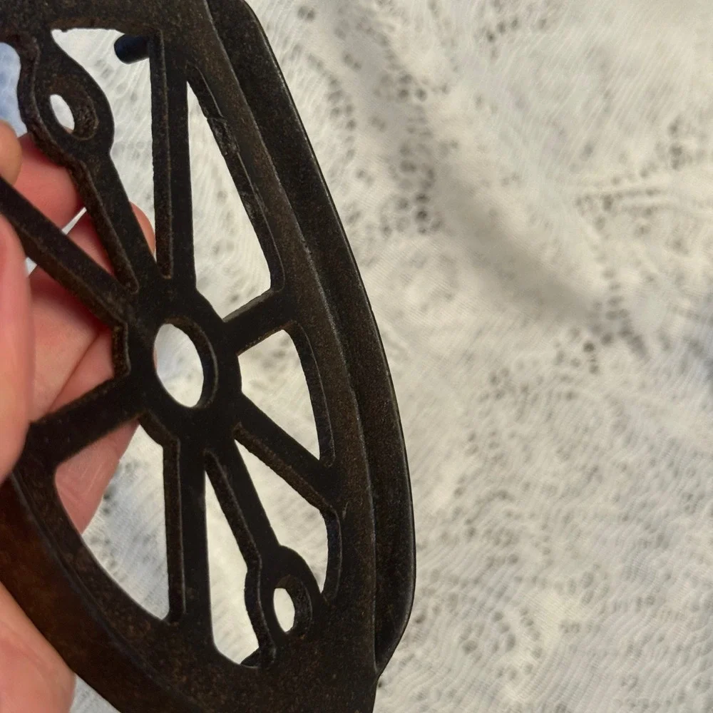 Antique Cast Iron Sad Iron Stand Trivet Shield Shape Primitive Rustic Farmhouse